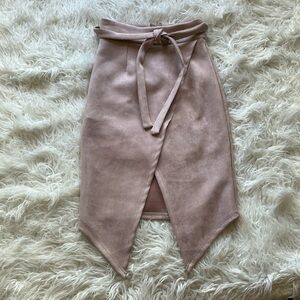 🆕 nude faux suede skirt tie waist‎